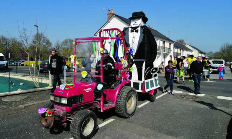 Grand Carna’Val du Loir 1 la chartre sur le loir carnaval avant