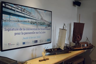 LPV 398 Passerelle sur Loire DSC 0195 330