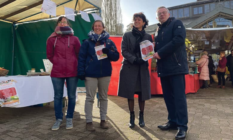 Sur le marche de Vendome lancement du 3e defi alimentation avant