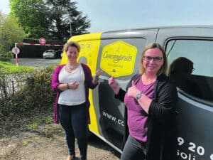 ladirectrice de laidhac et la responsable de la conciergerie