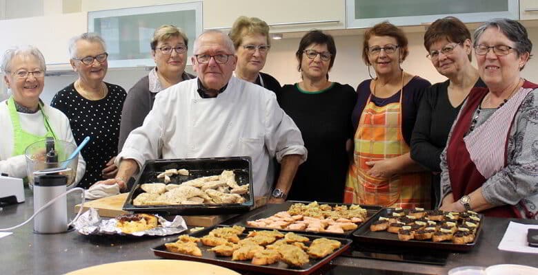 les participantes et Jacky Crespeau