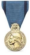 la Médaille de la jeunesse