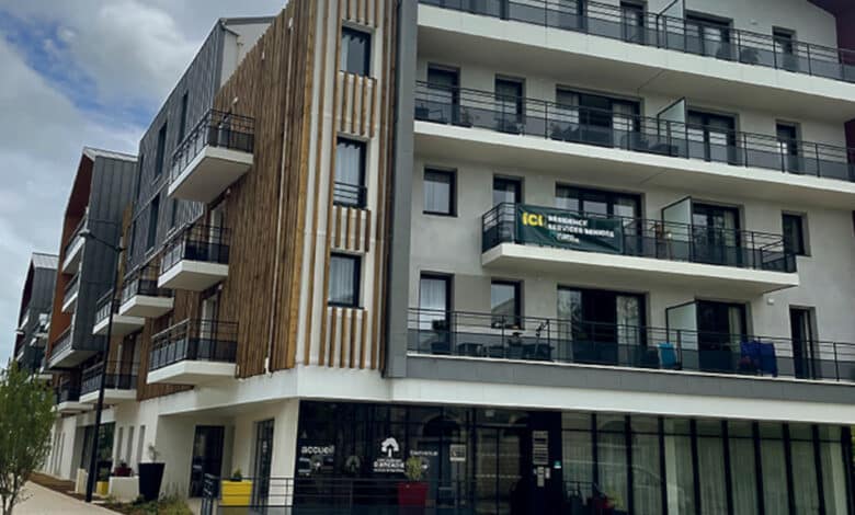 tout le confort et les services pour les residents des jardins darcadie a vendome avant