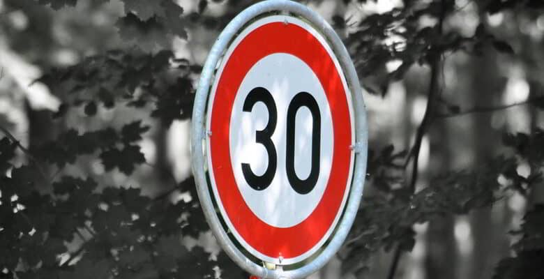 30 km/h ; Vendôme